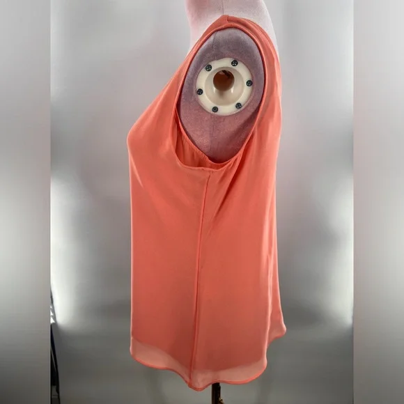 EUC White House Black Market Chiffon Tank Top - Picture 5 of 10